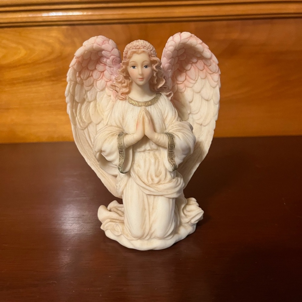 angel figurine